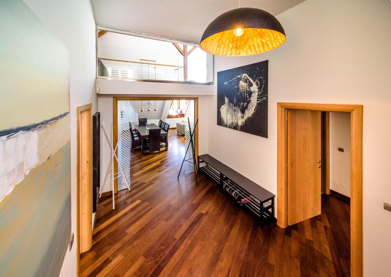 Apartment Triplex Kings In Old Town *