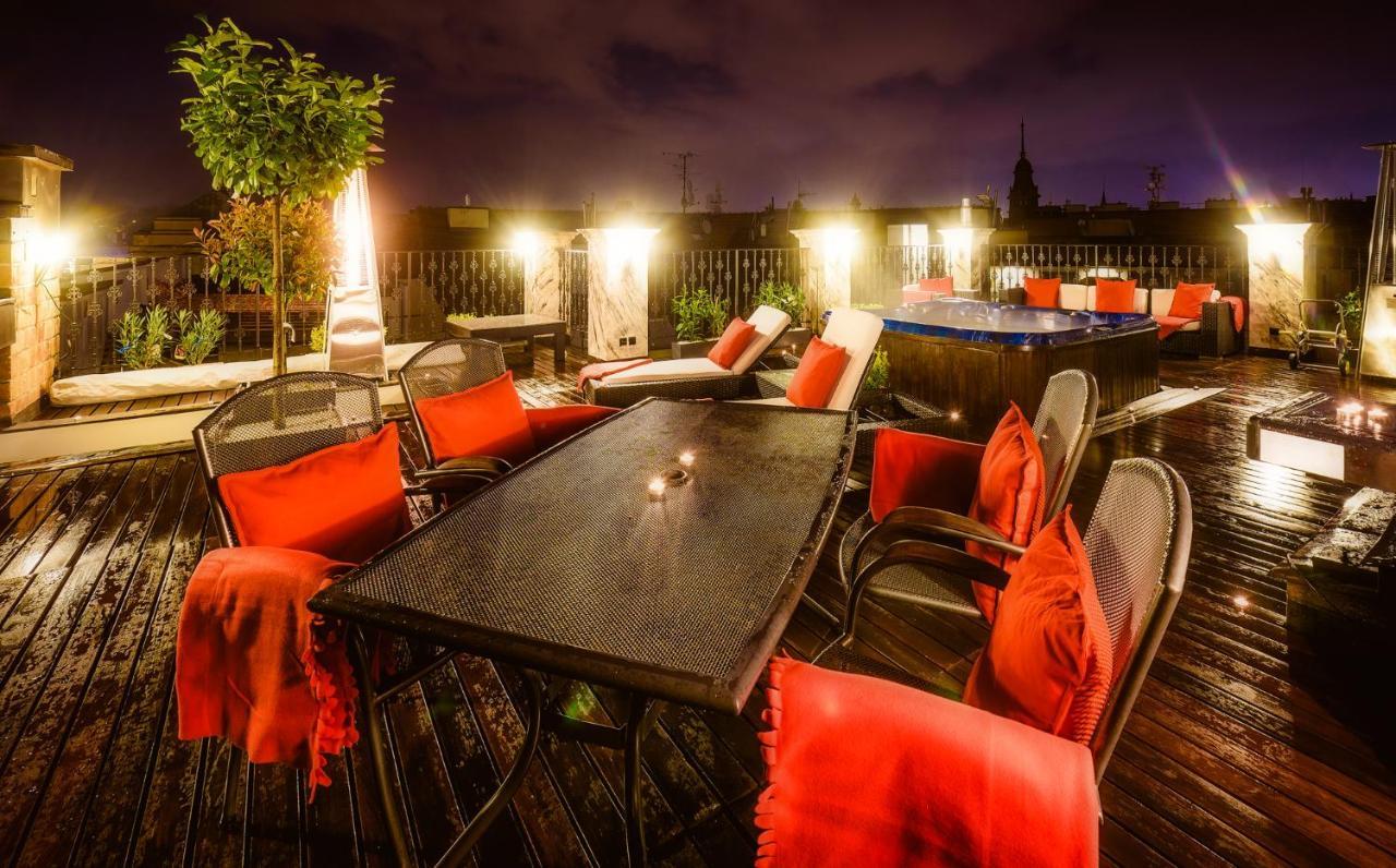 Triplex Kings In Old Town Apartment *